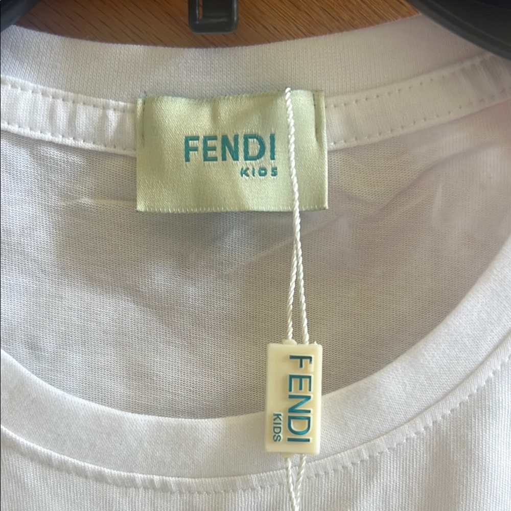 Fendi Kids White T-Shirt with Multicolor Logo New With Tag - Picture 2 of 4